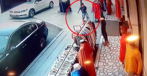 Mağazaya Torpil Atan Çocuk, Elbiseleri Ateşe Verdi