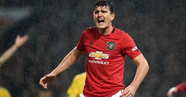 Maguire, Yunanistan'da Bar Kavgasına Karıştı