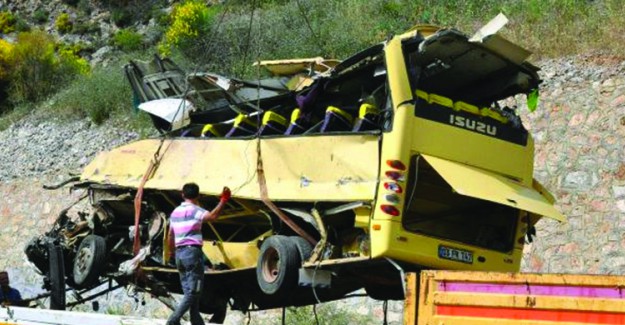 Mahkeme 24 Kişinin Öldüğü Midibüs Kazasında Kararını Verdi