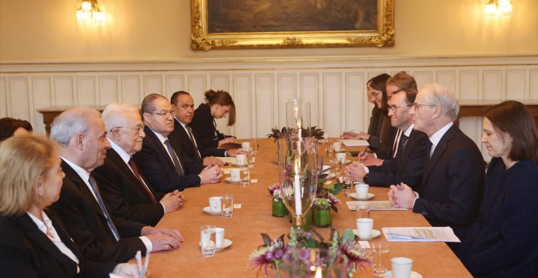 Mahmud Abbas ve Jonas Gahr Store'un Oslo Görüşmesi