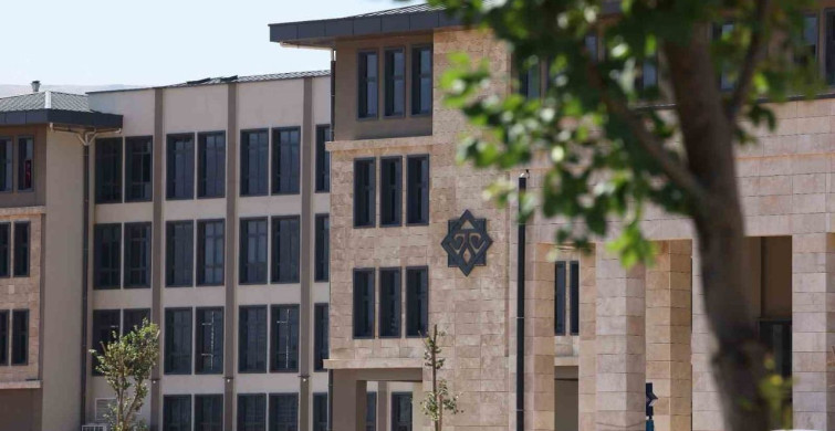 Malatya Turgut Özal Üniversitesi 8. Yılını Kutladı