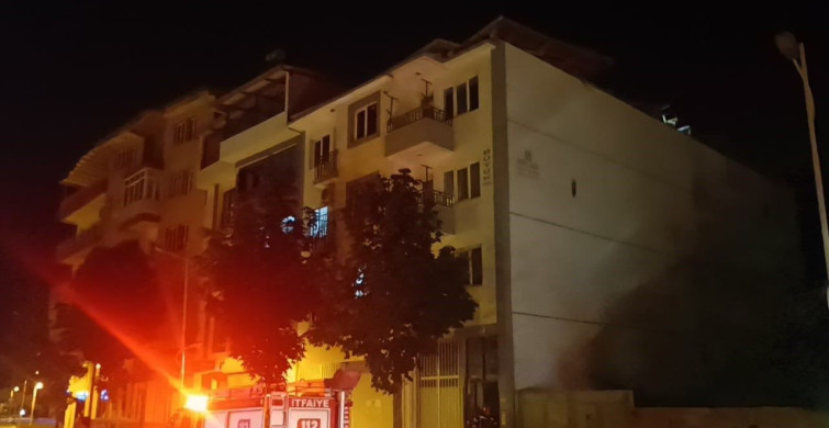 Malatya'da Apartman Çatısında Göçük Oluştu