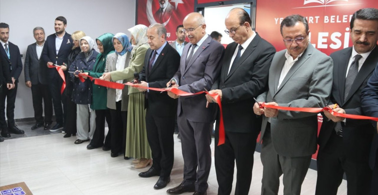 Malatya'da Çilesiz Kütüphanesi Açıldı Malatya'da Çilesiz Kütüphanesi Açıldı