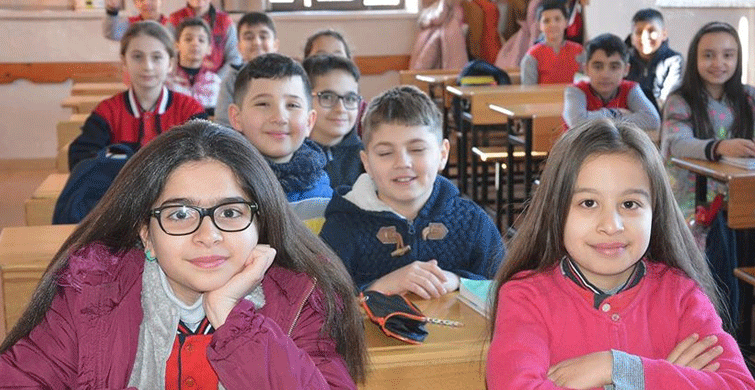  Malatya'da Depremden Etkilenen Öğrencilerin Eğitim Arası Sona Erdi