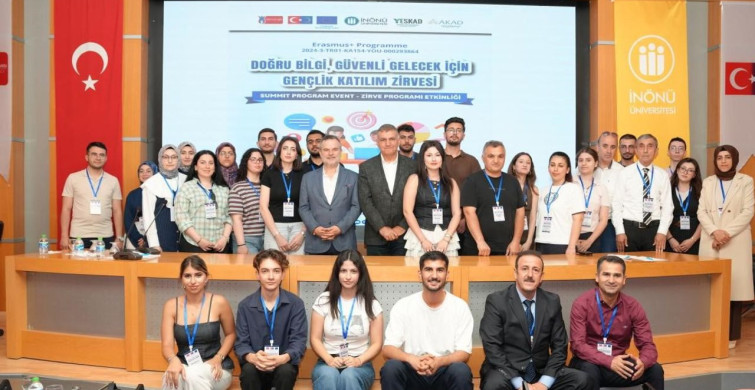 Malatya'da 'Doğru bilgi, güvenli gelecek' zirvesi gerçekleştirildi