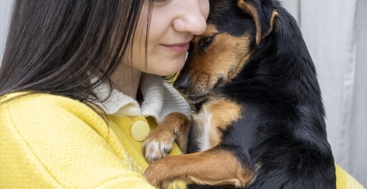 Malatya'da Genç Kız ve Köpeği Boncuk'un Sıcak Bağı