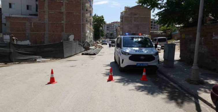 Malatya'da kazı sırasında apartmanın temelinde göçük oluştu