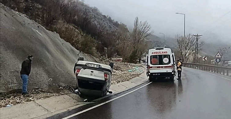 Malatya'da Kontrolden Çıkan Araç Devrildi: 5 Yaralı