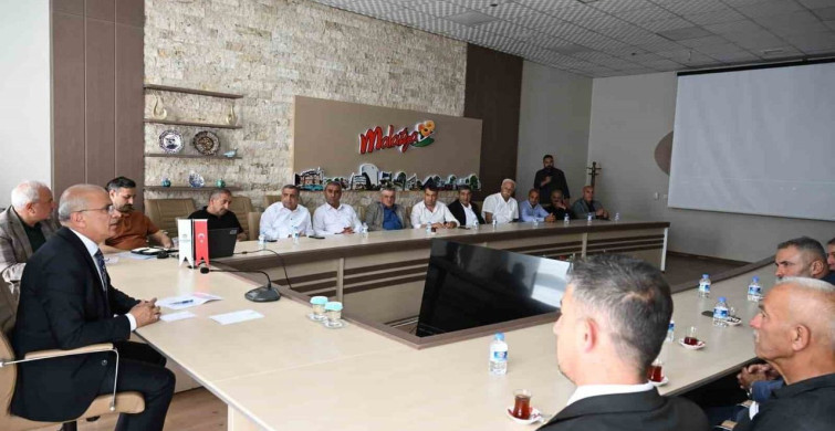 Malatya'da Muhtarlarla Gerçekleşen Toplantı