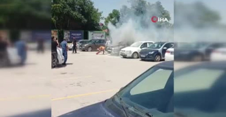 Malatya'da park halindeki araçta yangın çıktı