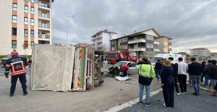 Malatya'da Trafik Kazası: 2 Yaralı