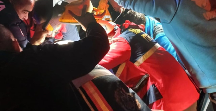 Malatya'da Trambüs Direğine Çarpan Araçta İki Yaralı