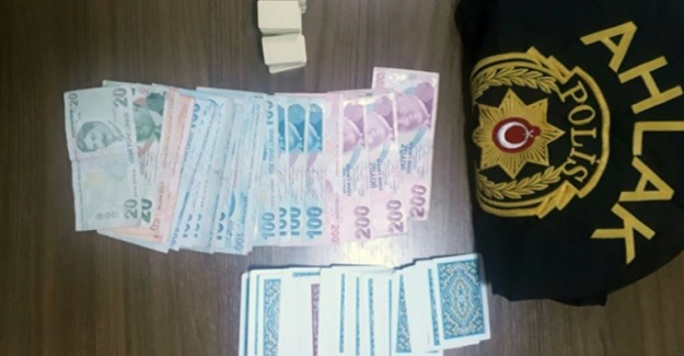 Malatya'da Yardımlaşma Derneği Kumar Operasyonu!