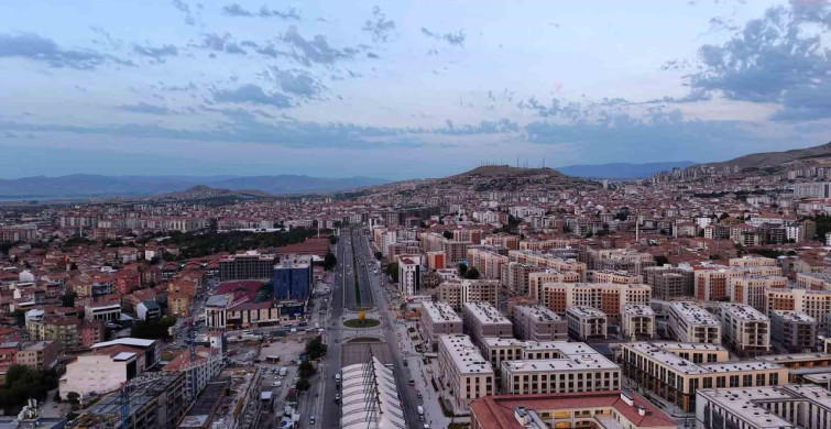 Malatya'nın bakırcılar çarşısı yeniden açılıyor