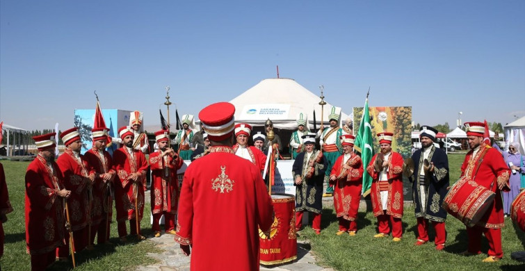 Malazgirt Zaferi'nin 954. Yıl Dönümü Coşkuyla Kutlandı
