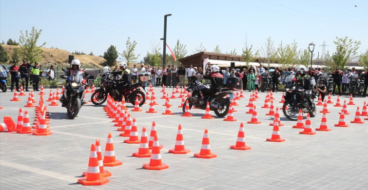 Malazgirt Zaferi'nin 954. Yıl Dönümü Etkinlikleri Ahlat'ta Başladı