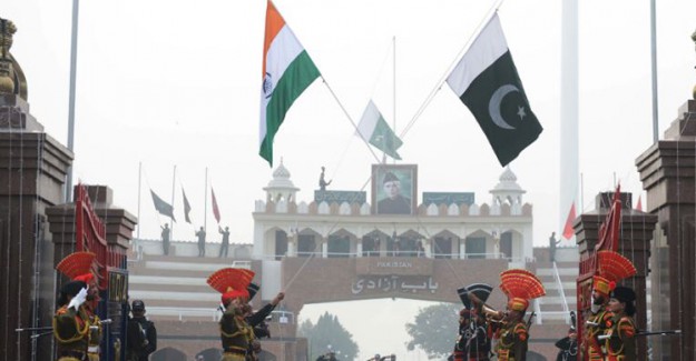 Malezya'dan Pakistan ve Hindistan'a Müzakere Çağrısı