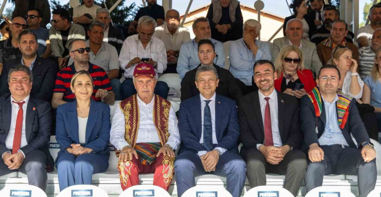 Manavgat’ta 13. Geleneksel Yağlı Pehlivan Güreşleri Tamamlandı