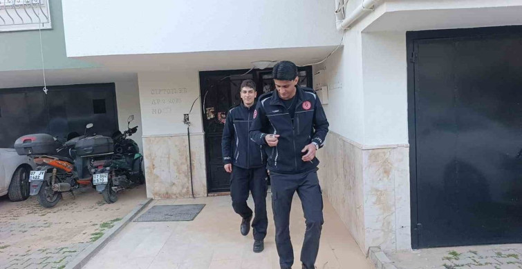 Manavgat'ta İtfaiye Ekipleri Dört Hayvanı Kurtardı