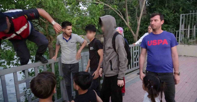 Manavgat'ta Mahsur Kalan Çocukları Kurtaran Vatandaşın Hikayesi