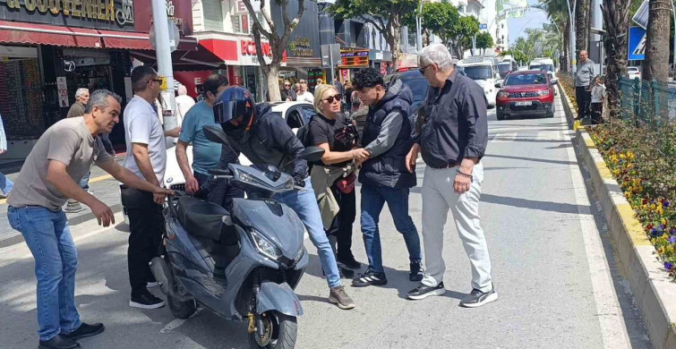 Manavgat’ta Motosiklet Kazasında Sürücü Kaskı Sayesinde Hayatta Kaldı