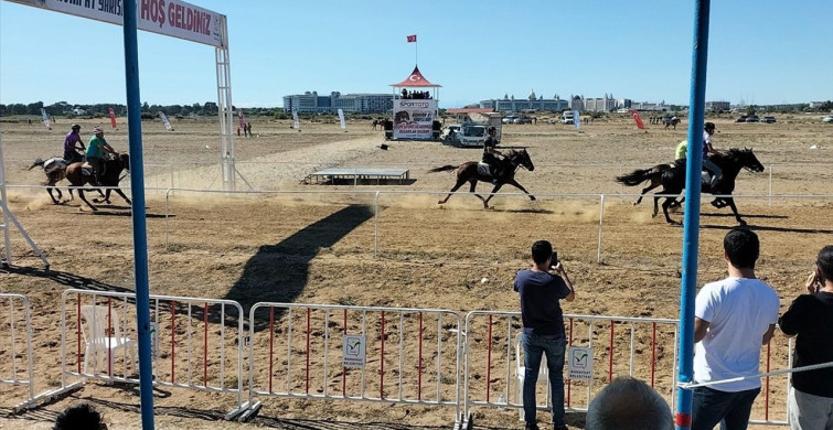 Manavgat'ta Rahvan At Yarışları Coşkusu