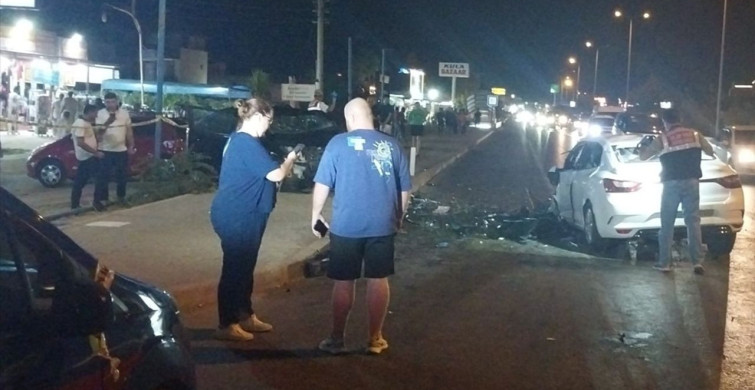 Manavgat'ta Trafik Kazası: 2 Ölü, 2 Yaralı