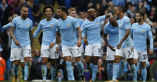 Manchester City Yeni Formalarını Tanıttı!