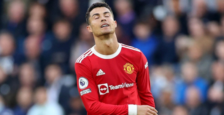 Manchester United'ın yeni teknik direktörü Eric ten Hag, Cristiano Ronaldo'yu takımda düşünmüyor!