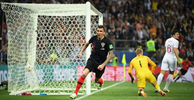 Mandzukic’ten Milli Formaya Veda!