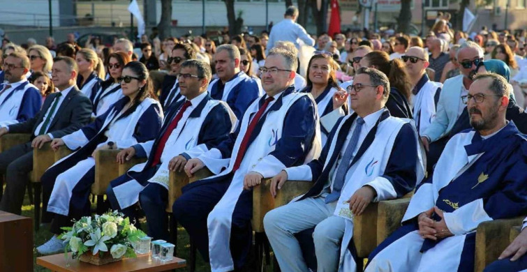 Manisa Celal Bayar Üniversitesi Mezuniyet Töreni