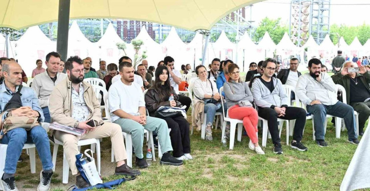 Manisa Kitap Fuarı Ziyaretçileri Bekliyor