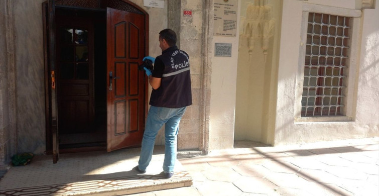Manisa'da Ahlaka Aykırı Davranış İddiasıyla 2 Tutuklama