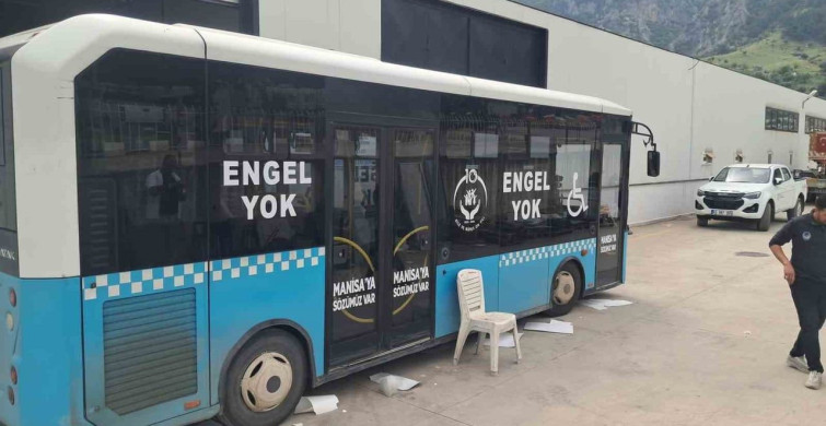 Manisa'da Engelleri Kaldıran Togg Konvoyu