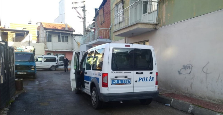 Manisa'da Eşini Bıçakla Yaralayan Kişi Aranıyor