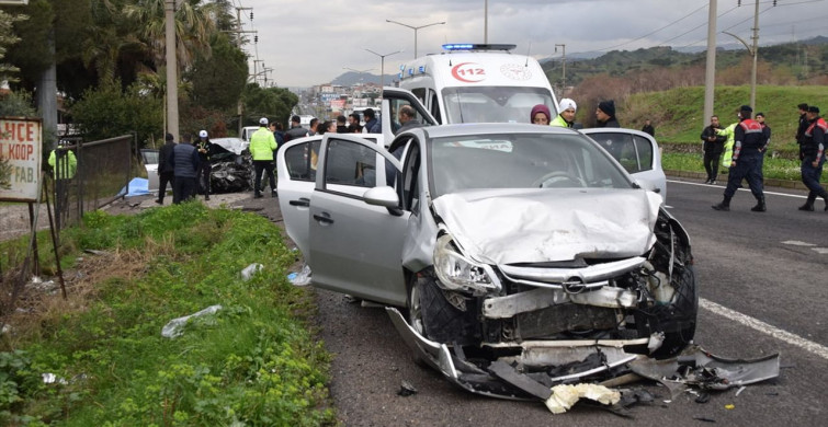 Manisa'da Feci Trafik Kazası: 2 Ölü, 4 Yaralı