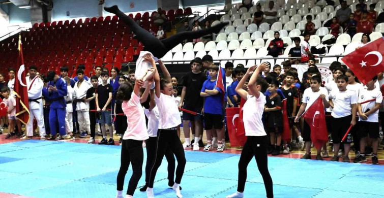 Manisa’da GSB spor okulları ile 36 branşta ücretsiz spor eğitimi başladı