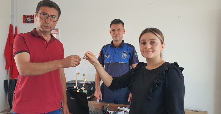 Manisa'da Kaybolan Altınlar Sahiplerine Ulaştırıldı
