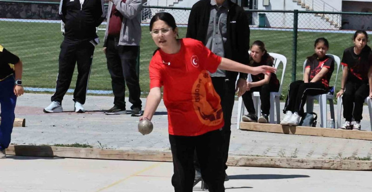 Manisa'da Okul Sporları Bocce Grup Müsabakaları Başladı