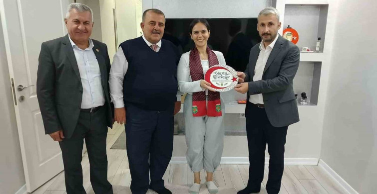 Manisa'da Şehit Annelerine Anlamlı Ziyaret