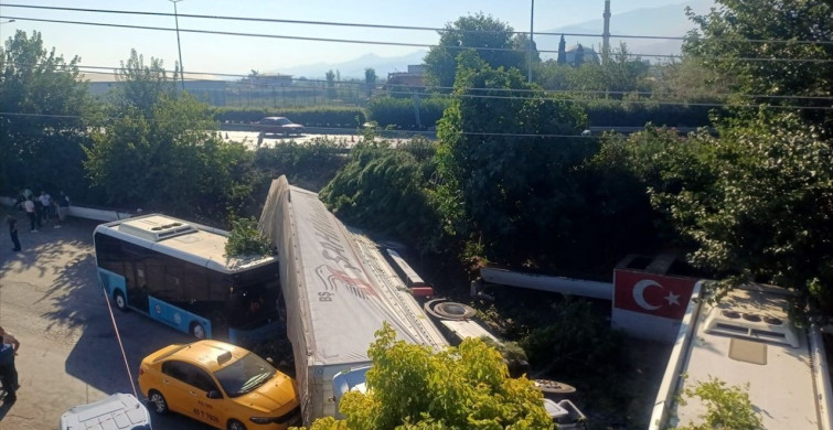 Manisa'da Trafik Kazasında Hayatını Kaybeden Polis Memuru Son Yolculuğuna Uğurlandı