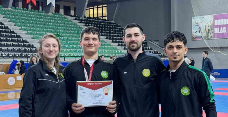 Manisalı Karateciler Denizli'de Ödülleri Topladı