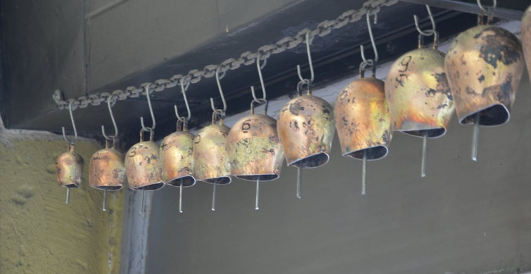 Manisa'nın Geleneksel Çan Ustalığı: 65 Yıldır Süren Bir Zanaat