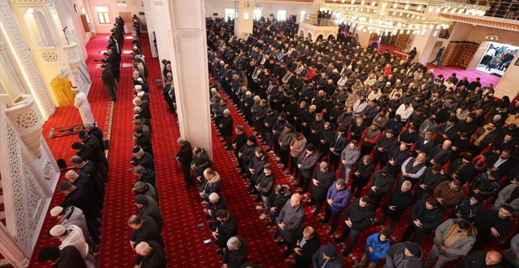 Mardin ve Batman'da Kassam Tugayları için Gıyabi Cenaze Namazı Düzenlendi