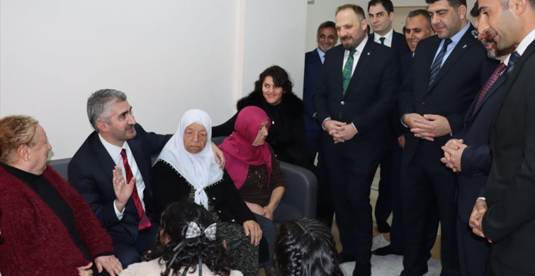 Mardin'de Aile ve Sosyal Hizmetler Bakan Yardımcısı Tarıkdaroğlu'nun Temasları
