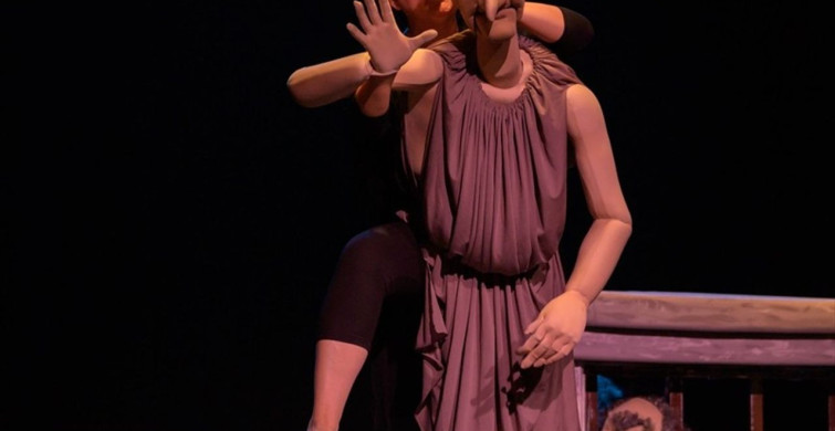 Marina Yüce, Uluslararası Batum Kukla Festivali'nde Ödül Kazandı