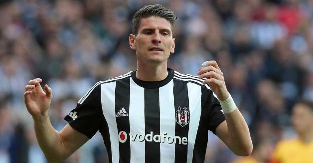 Mario Gomez’den Flaş Karar