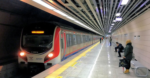 Marmaray Seferlerinde Aksama Yaşanıyor