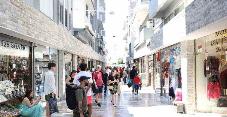 Marmaris Çarşısı Yenilendi, Turistlerin Yeni Gözdesi Olmayı Başardı