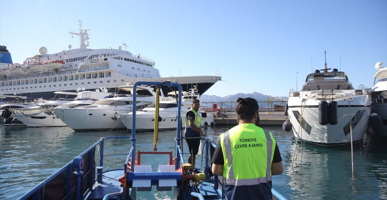 Marmaris Körfezi'nde Atık Temizleme Faaliyeti Gerçekleştirildi
